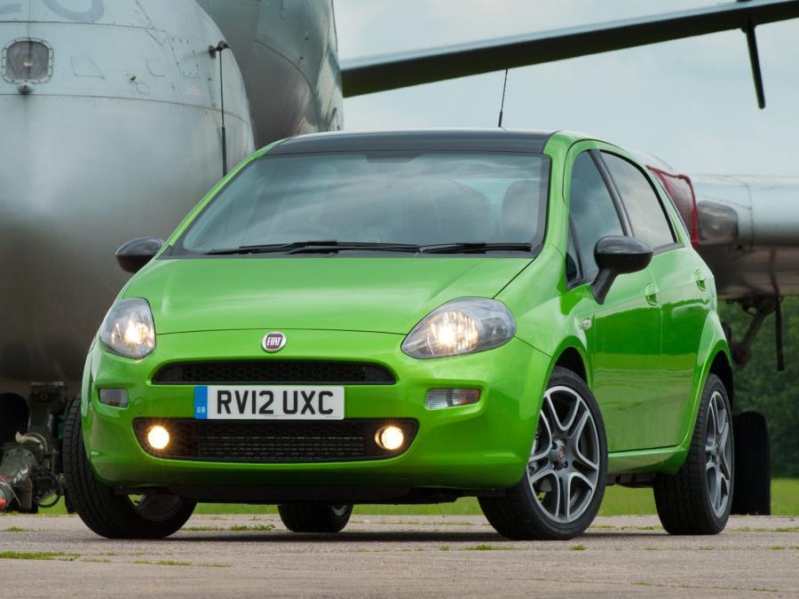  Fiat Punto TwinAir 5-Door 2012 года  (UK) (фото 10 из 12)